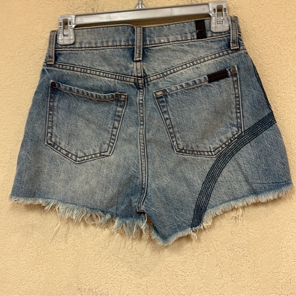 7 For All Mankind Embroidered Shorts - Picture 5 of 6